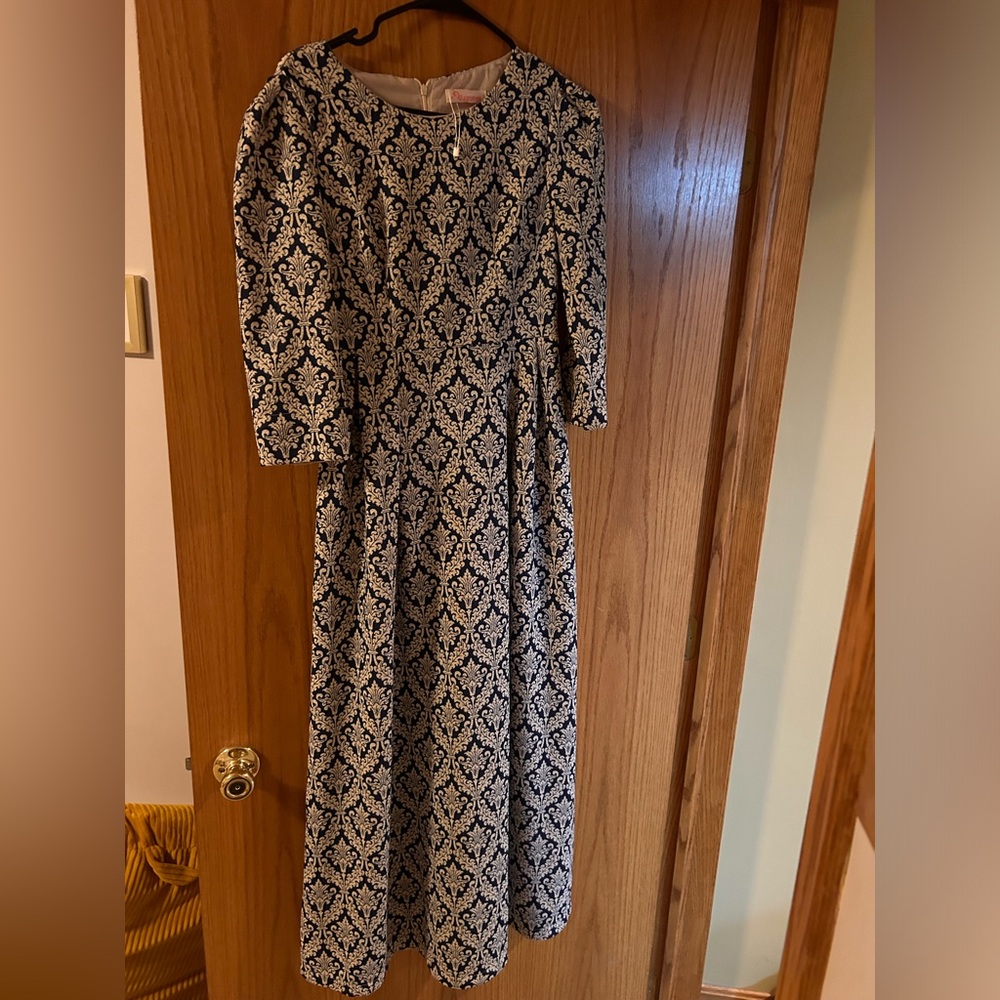 BEAUTIFUL boutique dress. Brand-Jiaodian fashion.